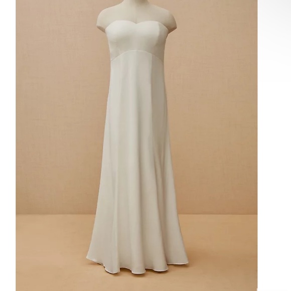 Satin Sweetheart Wedding Dress - Picture 2 of 4